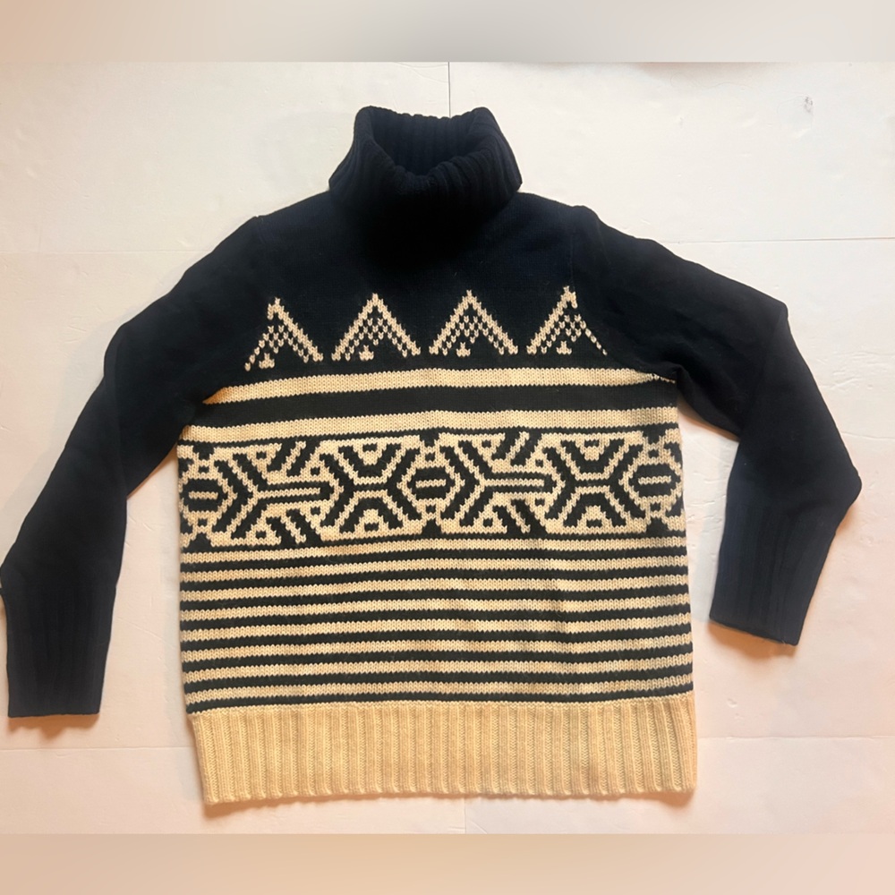 JCREW Navy Blue and Cream Patterned Women's Sweater- NWT